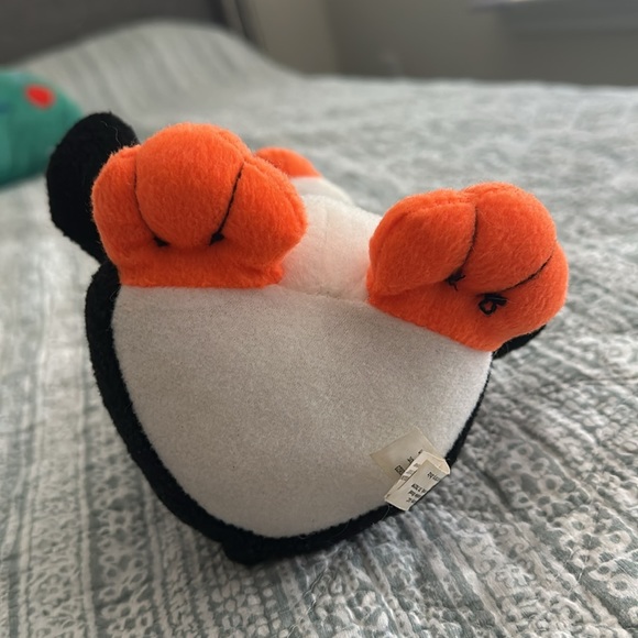 Sea world penguin - Picture 3 of 4